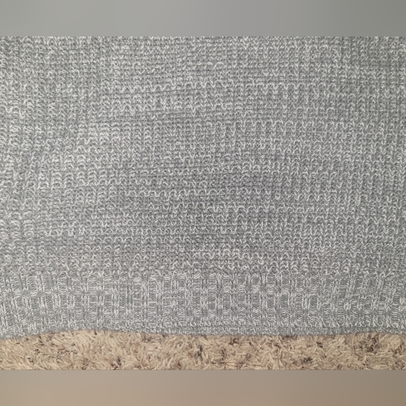 Poof New York V-Neck Sweater Women's Sz Lg - Picture 5 of 10